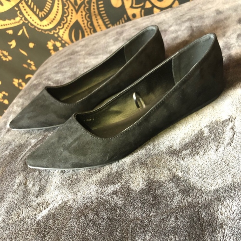 Pointed flats